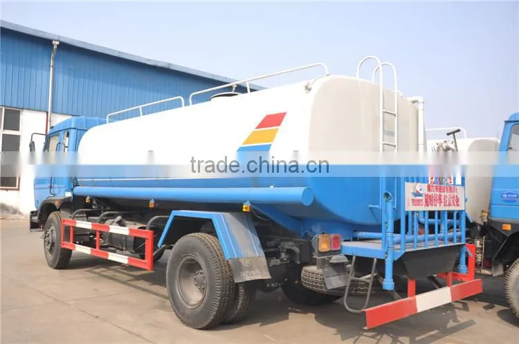 Dongfeng 4*2 8 cubic meter water tank truck for sale in southafrica