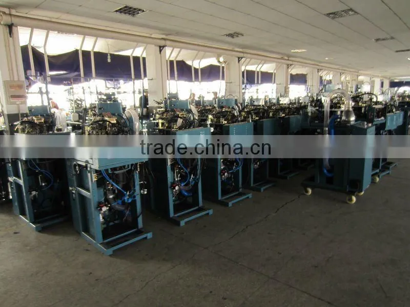 Single cylinder computerized socks making machine