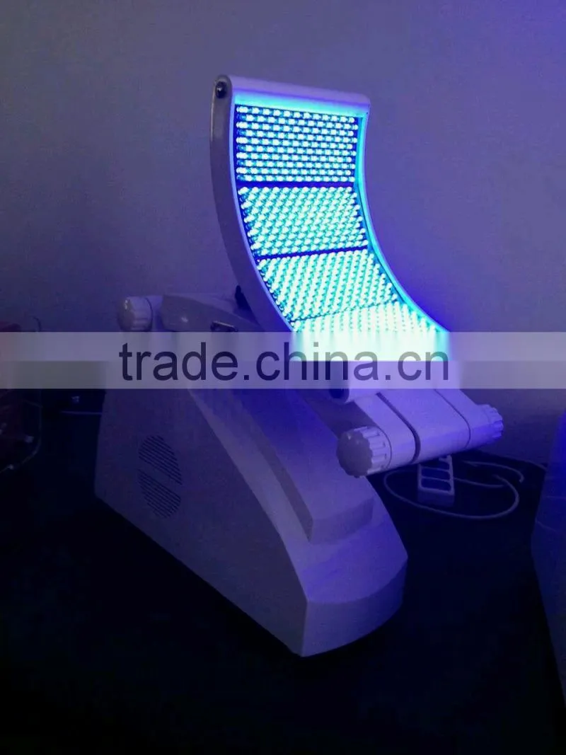 Led and infrared light therapy machine for face care