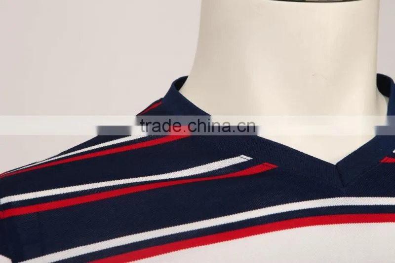 Logo t shirt v neck
