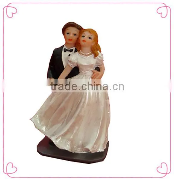 Custom polyresin wedding couple figurine