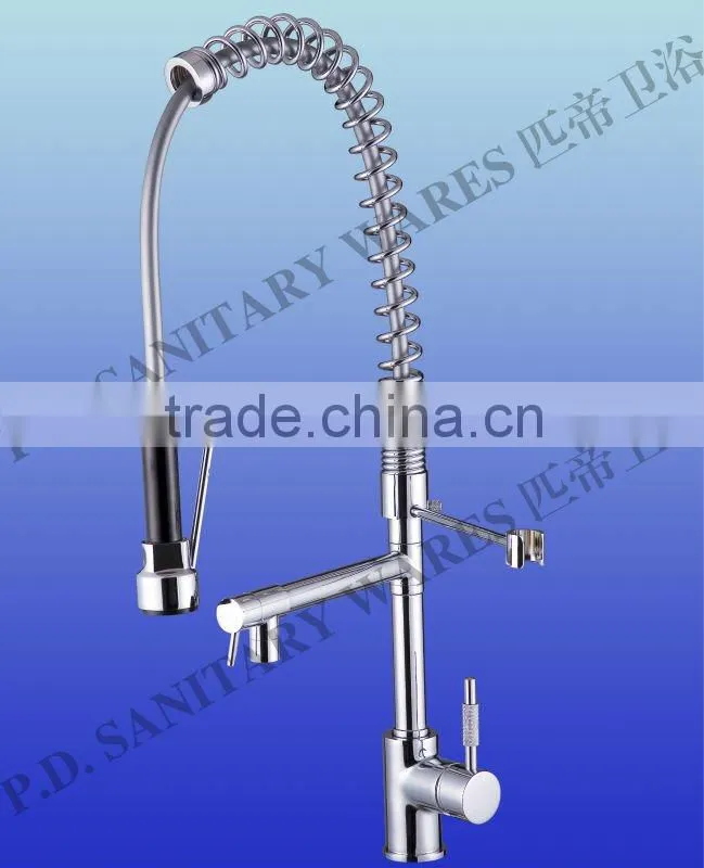 Pull Out Spray Kitchen Faucet