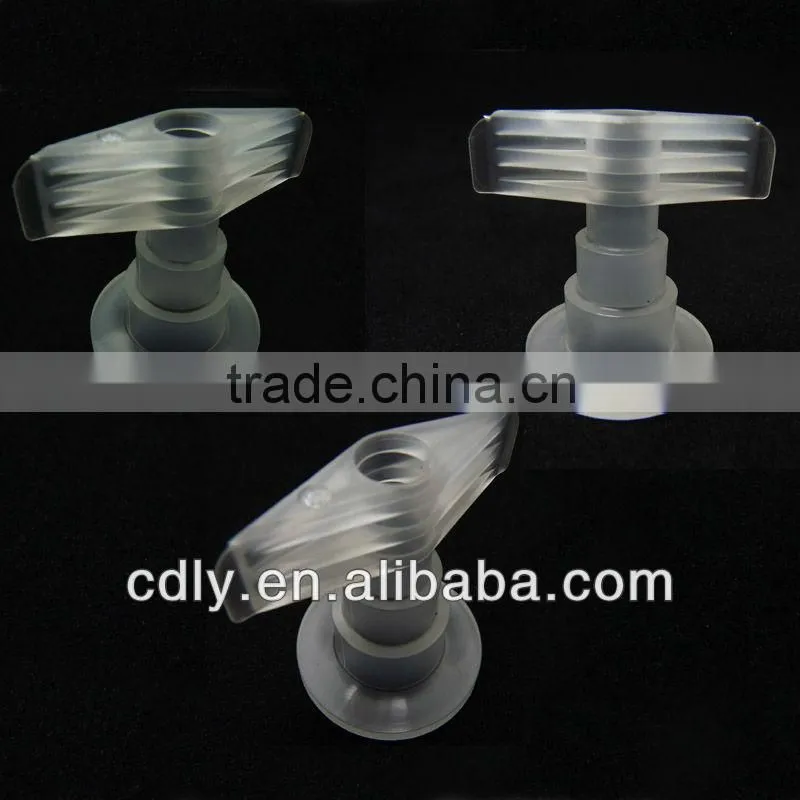 PP Connector Mould for Transfusion Bottle