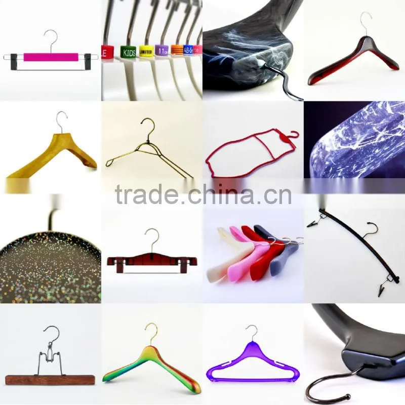 Durable Plastic Luxury Suits Hanger for Clothing Manufacturer