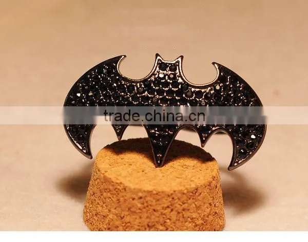 Black Crystal Studded Bat Shape Double Finger Holes Punk Style Ring