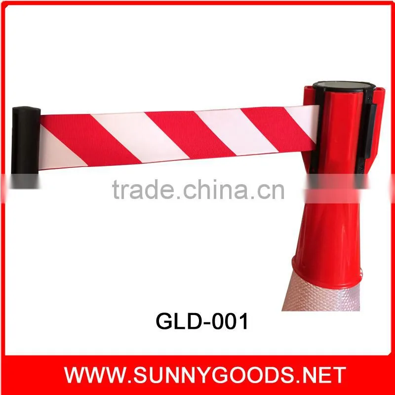 red color 3 meters high quality retractable poles barriers