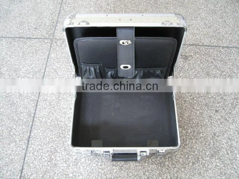 aluminum tool case with tool pallet