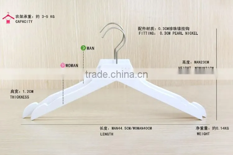 Best quality white wooden hangers wholesale