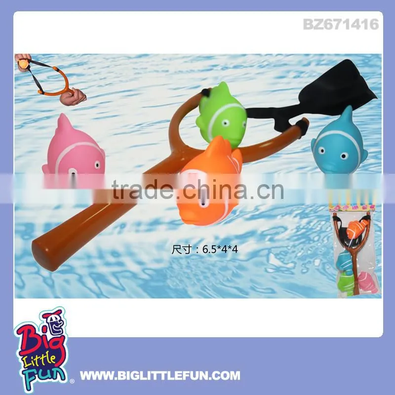 Plastic slingshot toy pig
