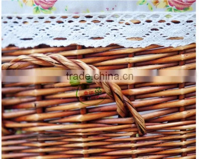 cheap wicker laundry basket The hotel receive basket