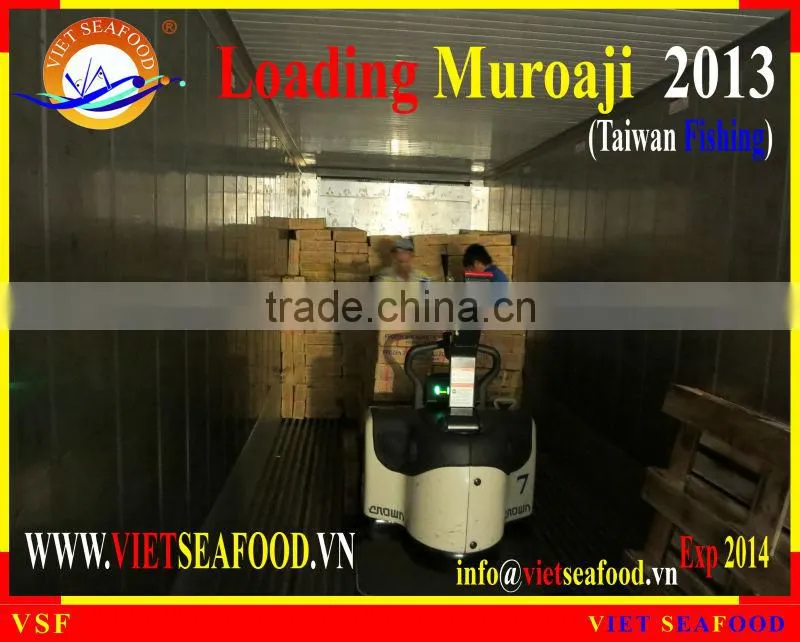 LOADING MUROAJI FOR TUNA BAIT