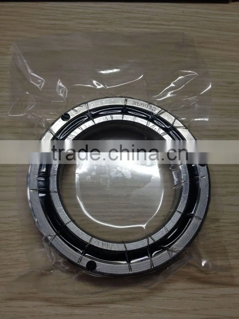 High Performance P5 grade RB6013 Crossed Roller Slewing Bearing