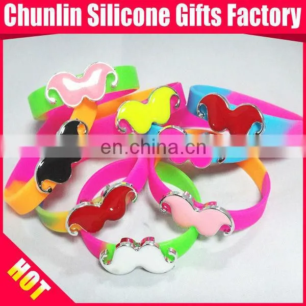 2013 Most Lovely New Style Silicone Bracelets with Charms
