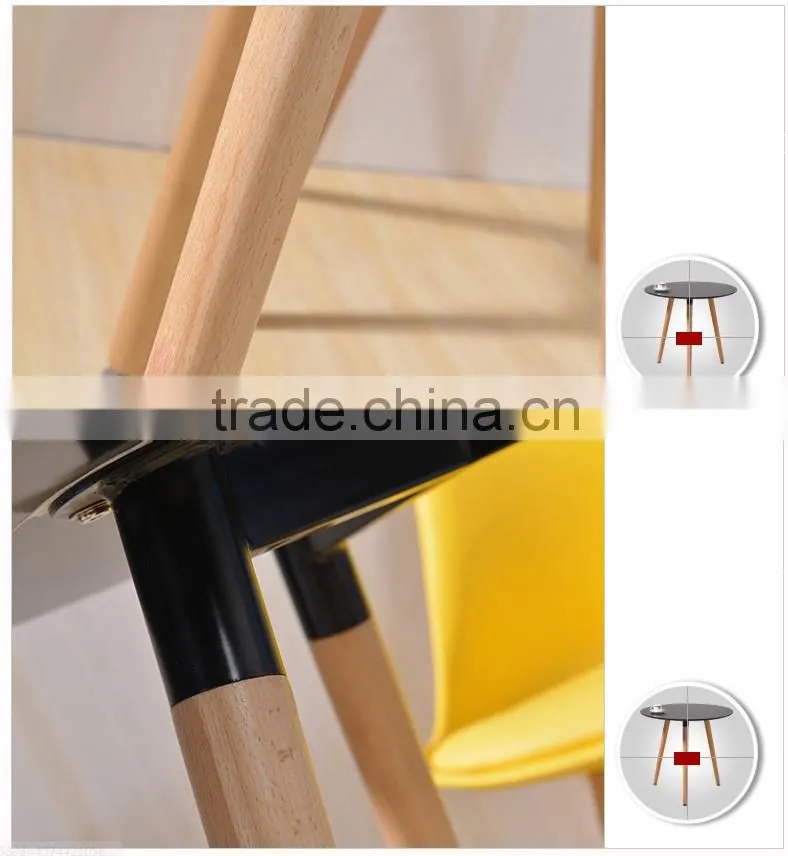 Modern round design wooden cafe table