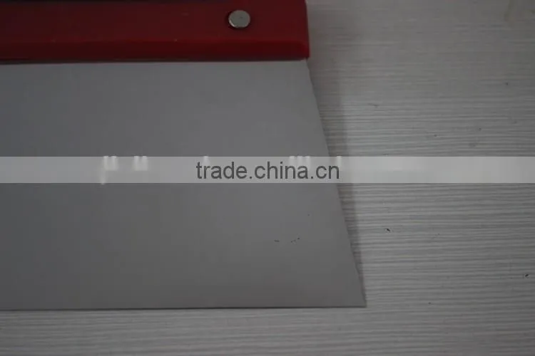 Double colors handle scraper