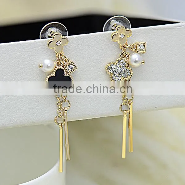 long tassel hanging mounting fake pearl and diamond earrings