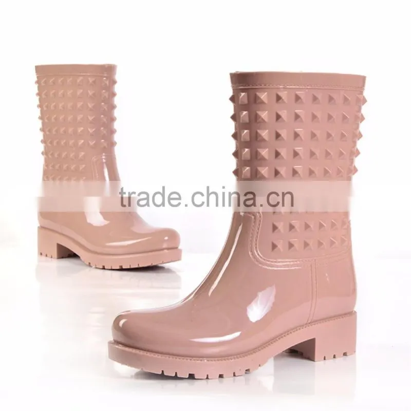 Green Pvc Material Waterproof Rain Boots Rainshoes for Women Ladies
