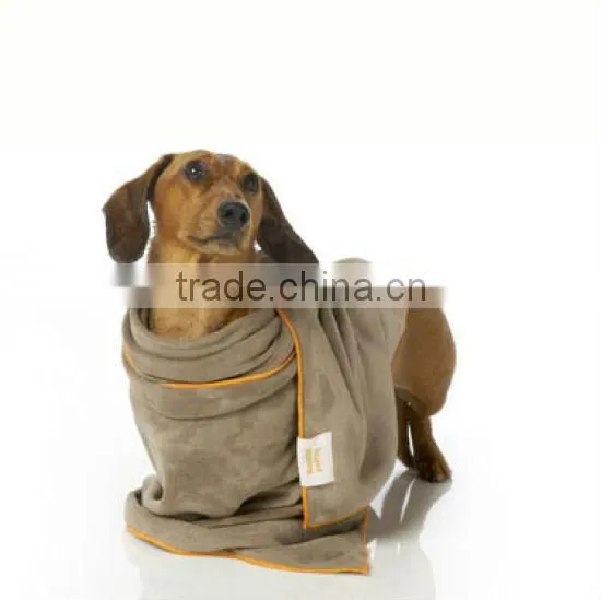 high water absorbent microfiber pet towel paw logo