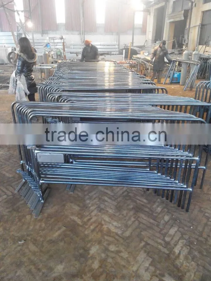 france welded pipe temporary fence queue control barrier crowd control barrier
