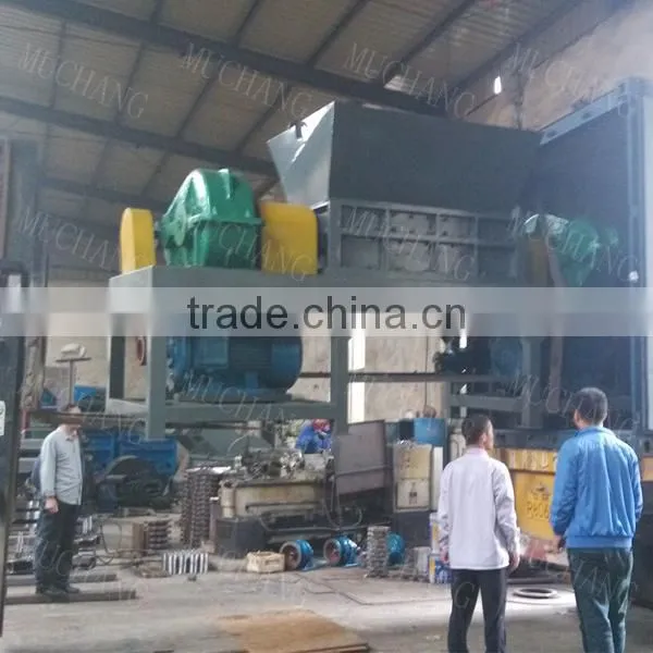 Used for waste tire wood pallet twin shaft shredder