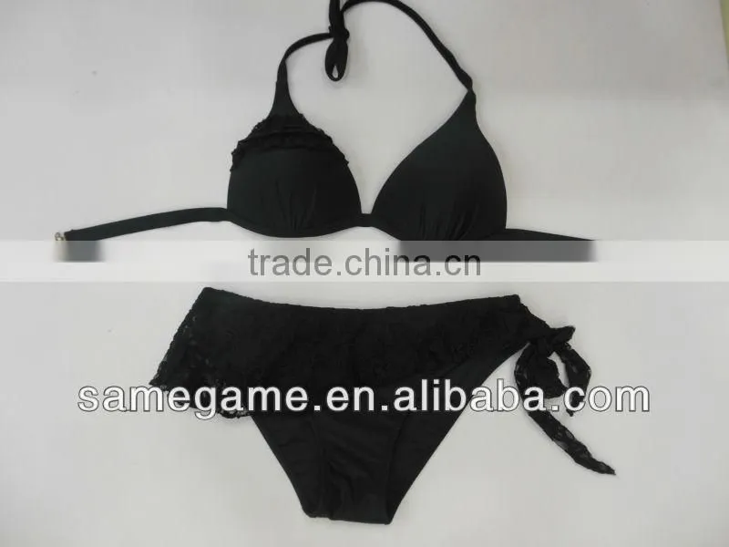 pictures of women in lace underwear