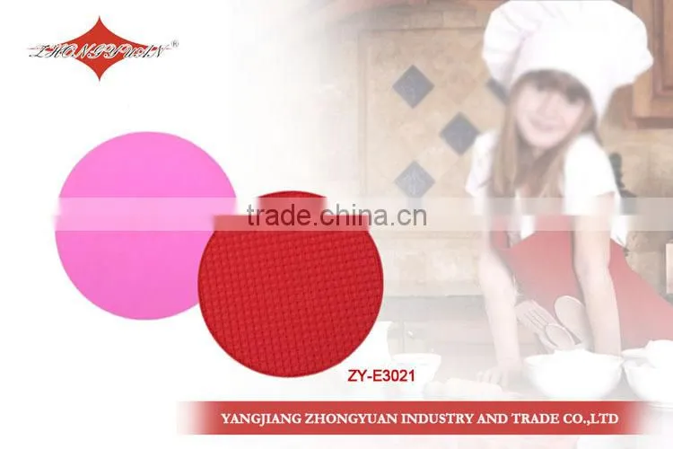 High heat resistant multipurpose square shaped silicone mat, kitchen pad