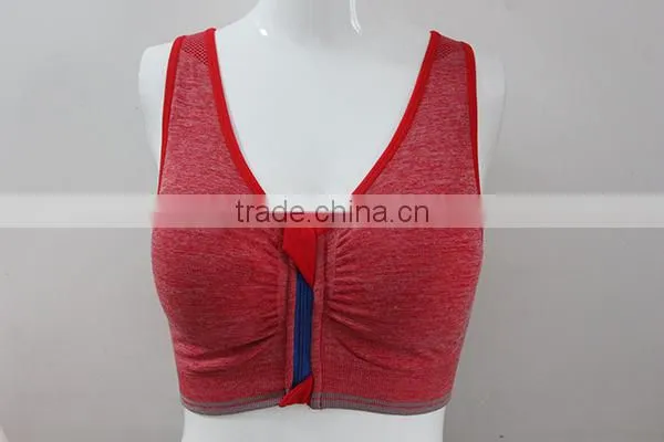 Women red sexy sports bra with zipper in front