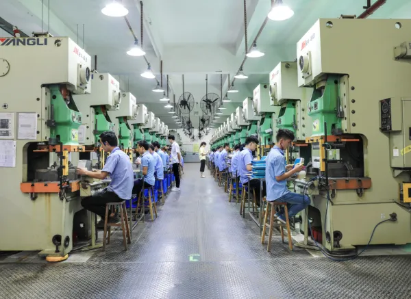 Shenzhen Pengfu Creative Metal Co.,Ltd. company overview - view 2