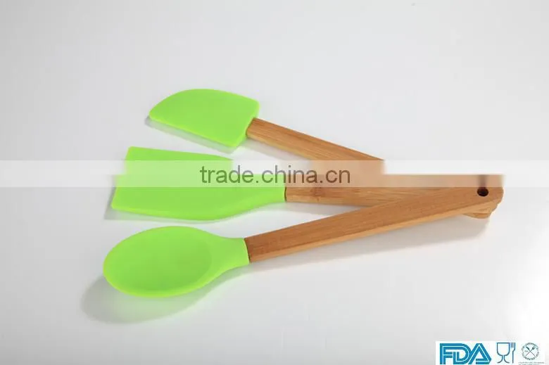 Colorful big size kitchen silicone spoon with wooden handle in FDA LFGB standard