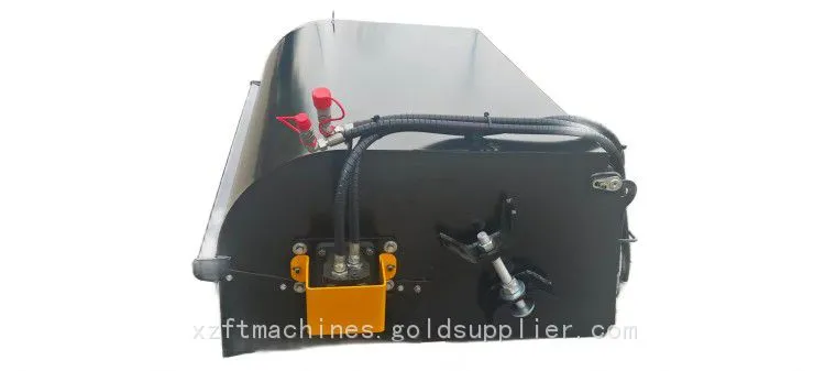 sweeper with side brush 2