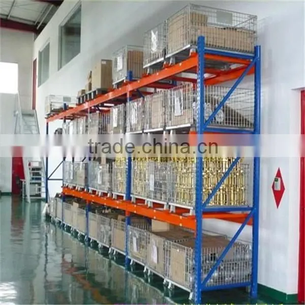 Mesh storage cage with wheels