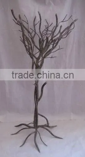 L18M1270MC - Wrought iron display tree