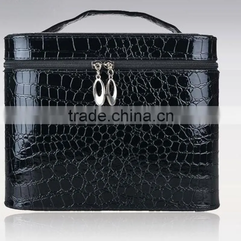 Packaging & Shipping Big Capacity PU Leather Make Up Bag A Set Cosmetic Bag