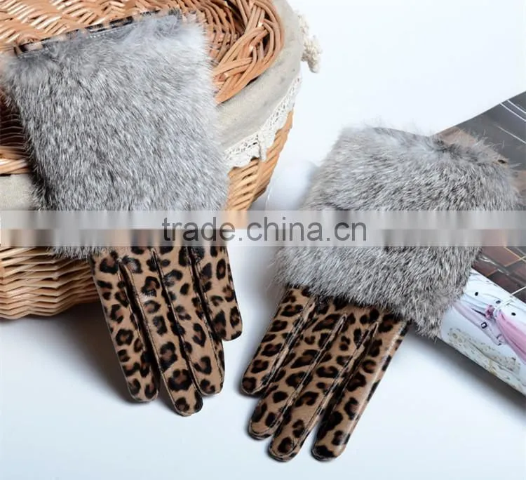 Cool Leopard Design Suede Leather Mittens Rabbit Fur Coverd Wrist Ladies Fashion