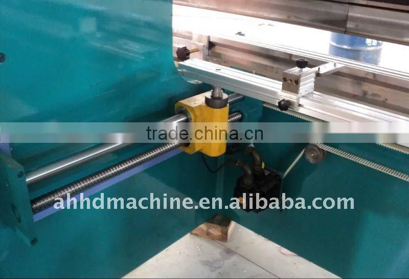 QC12Y-6*3200 Hydraulic swing beam shearing machine