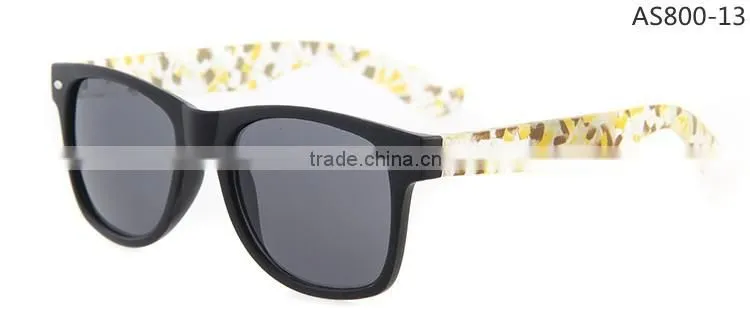 Spring hinge Wholesale customization Sun Glasses Rainbow Sunglasses plastic sunglasses