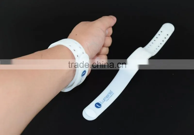 2015 NEW Bluetooth Bracelet Pedometer. Activity Tracker. Health Tracker. iOS and Android APP