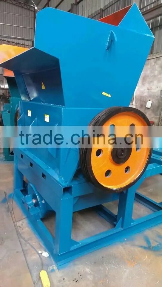 plastic bottle crushing machine