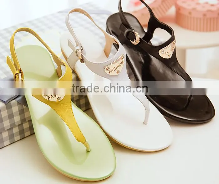 famous european fashion designers Roman shoes