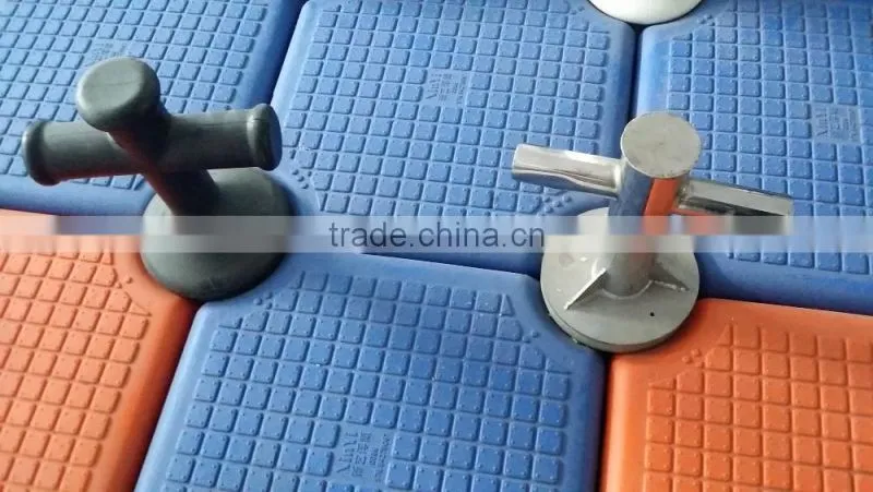 Floating pontoon cleat