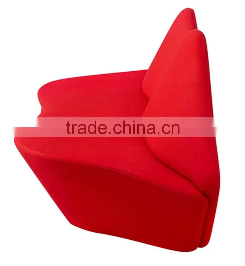 Mid Century Modern Red Lip Shaped Sofa Set Without Arm