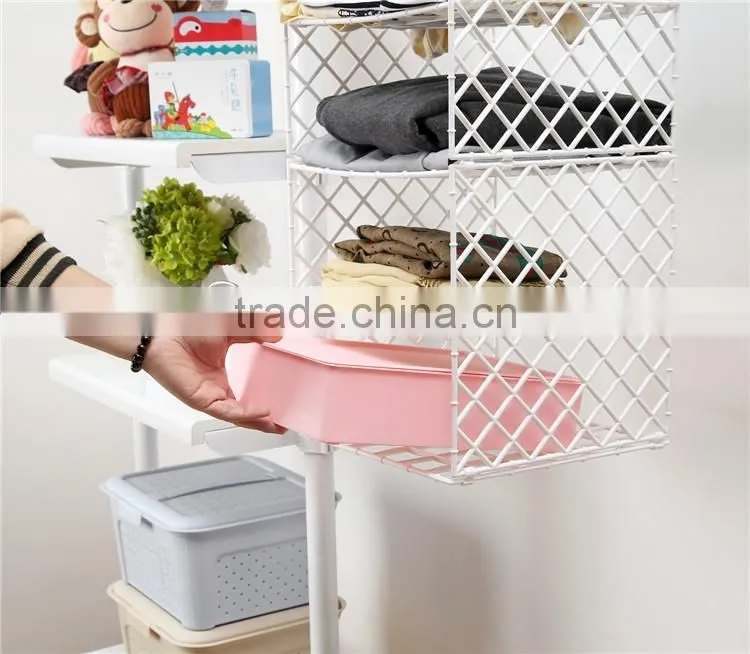 DIY Plastic Hanging Storage Organizer