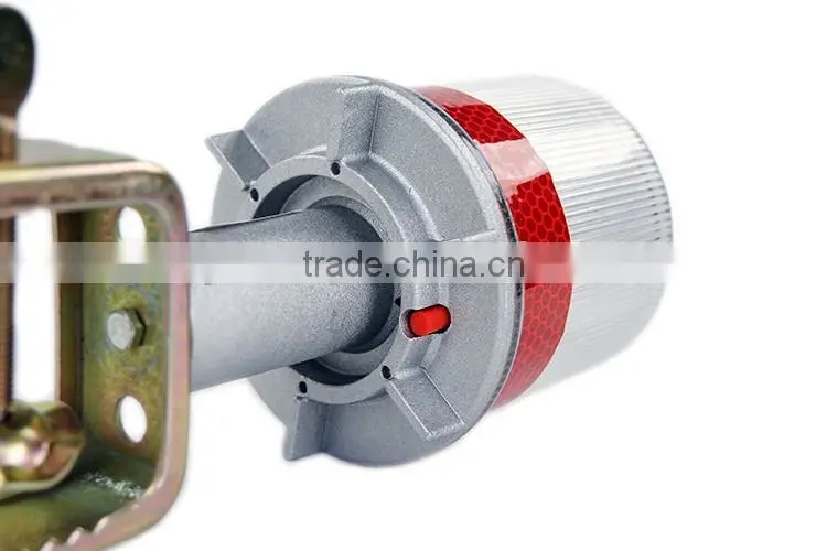 18 years experience road construction solar warning light