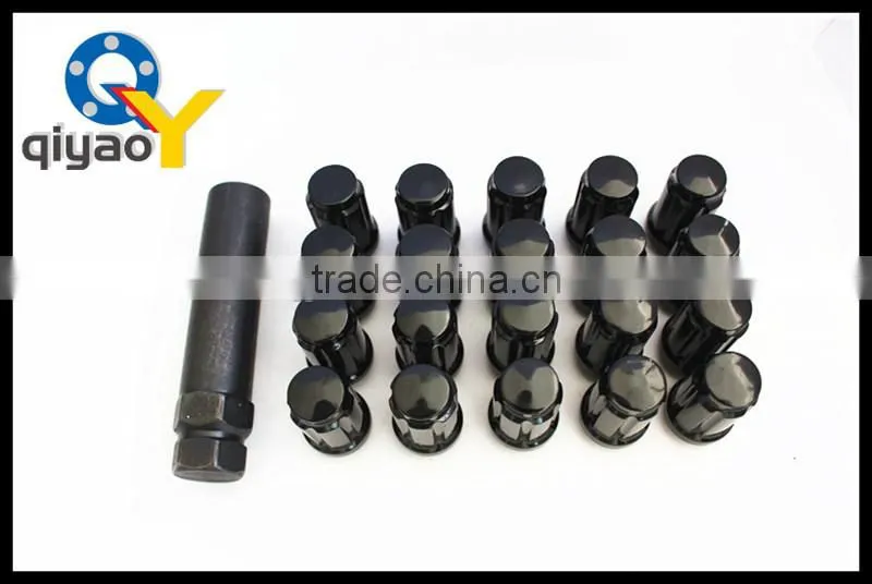 Aluminum colored car wheel cover locks&nuts