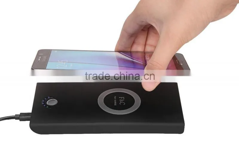 Shenzhen Mini qi standard wireless charger pad,Wireless Charging Power Bank