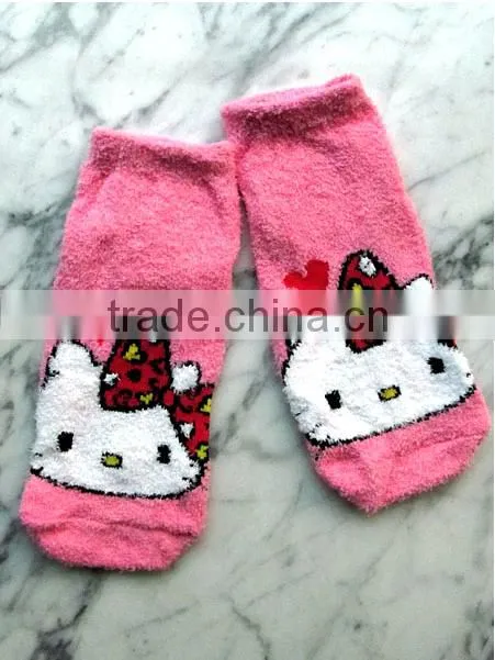 popular design cartoon patten microfiber tube socks for young girl