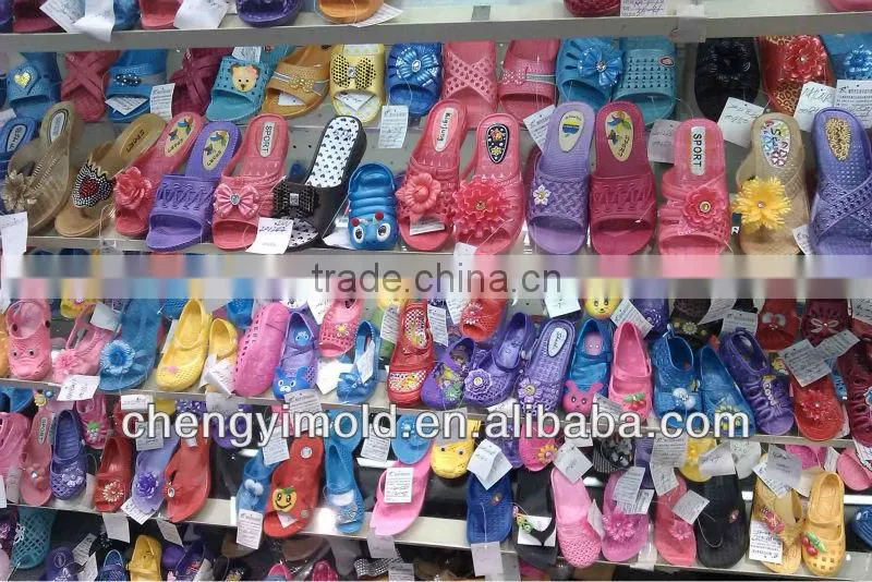 2014 popular PVC air blowing slipper mould for man
