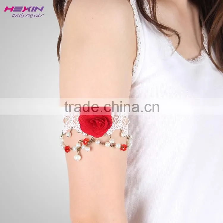 White Small Flower Fashion Girls Armband Cheap Chain Fashion Bracelet