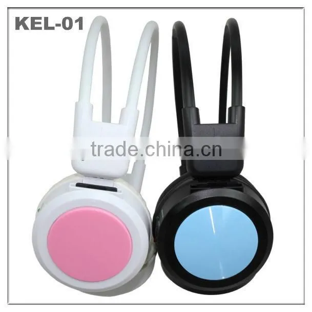 Three-in-one wireless/wired headset with FM radio, TF card insert and MP3 playing