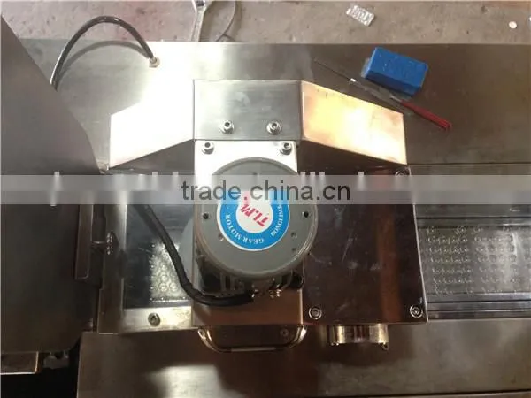 Automatic blister food packing machine
